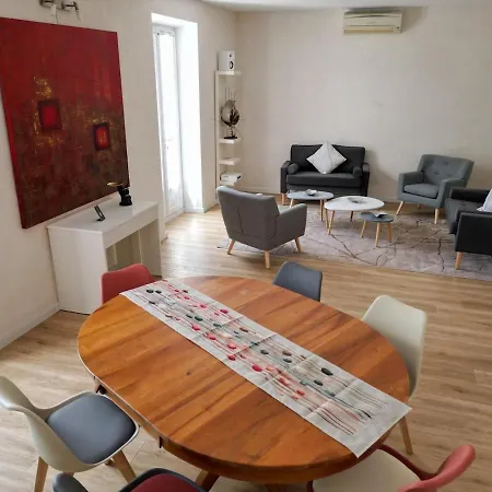 La Demeure De Loris Holiday home Valreas